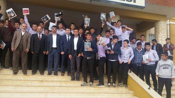 Kozluk İlçe Müftüsü Sayın Mehmet Tahir PEKİN Anadolu İmam- Hatip Lisesi Öğrencilerine Hitap Etti