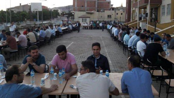 Kozluk Anadolu İmam-hatip Lisesi İftar Programı Düzenledi