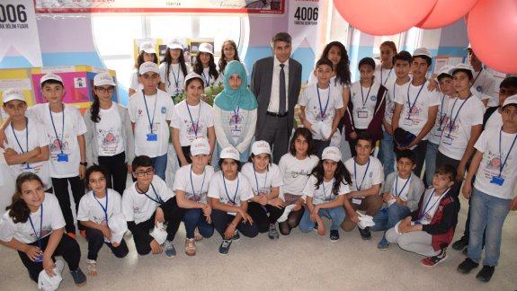 29 Ekim Ortaokulu´nda Tübitak 4006 Bilim Şenliği Düzenlendi