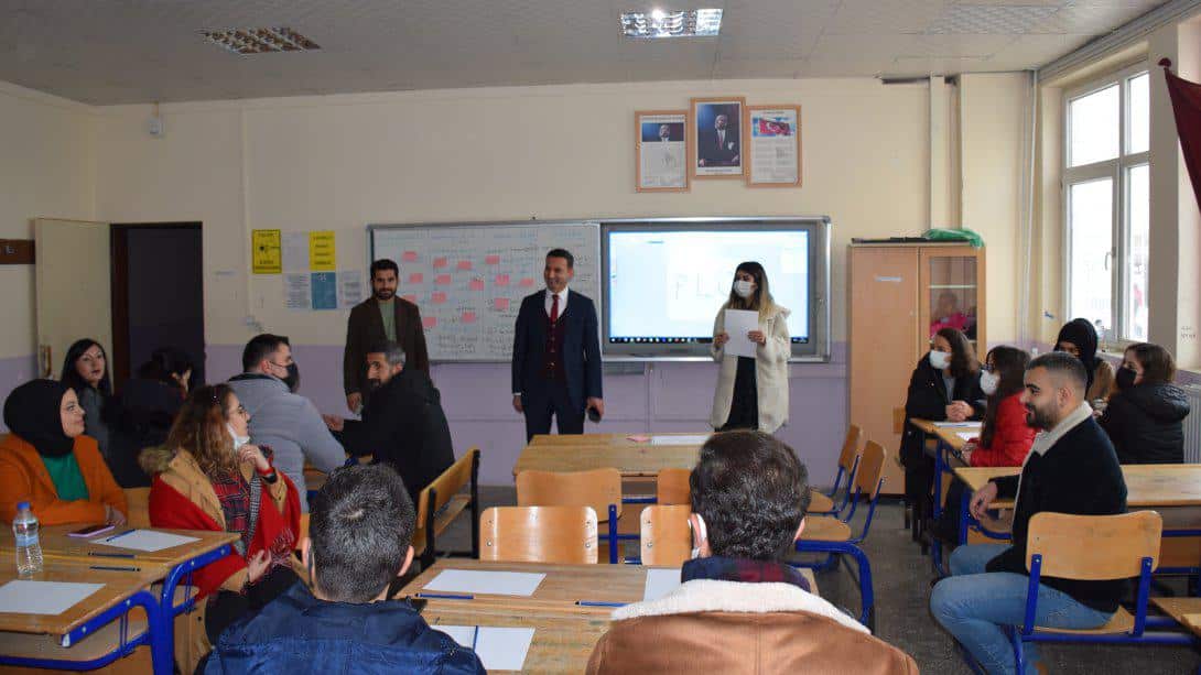 İngilizce Konuşma Becerisinin Öğretiminde Yöntem ve Teknikler Semineri Düzenlendi