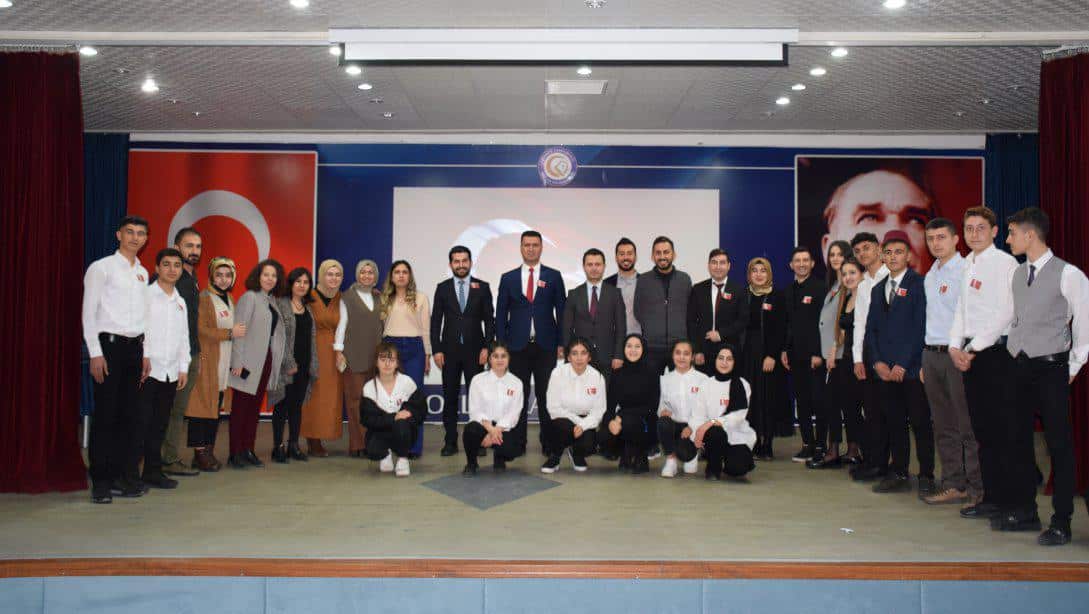 12 Mart İstiklal Marşı'nın Kabulü ve Mehmet Akif Ersoy'u Anma Günü İlçemizde Düzenlenen Programla Kutlandı