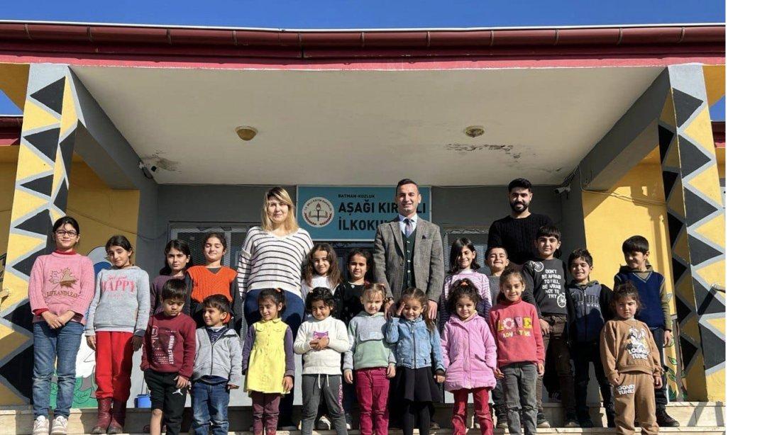 İlçe Milli Eğitim Müdürümüz Sn. Mehmet Nezir SEVİM Köy Okullarında Öğretmen ve Öğrencilerimizle Bir Araya Geldi.
