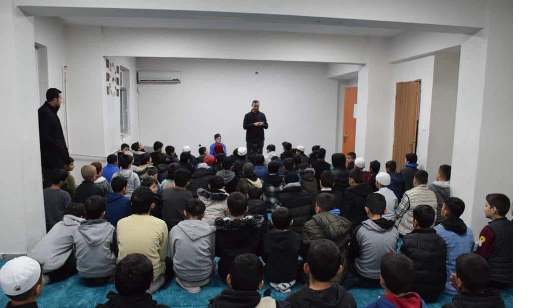 Kur'an-ı Kerim Muhafızlarımızdan Miraç Kandili ve 6 Şubat Depremi Şehitlerini Anma Programı 