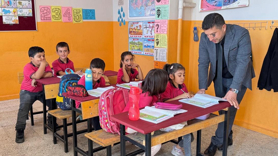 Adım Adım Okullarda, Emekle Geleceğe!